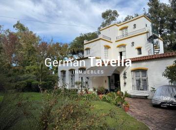 TAV-TAV-7014_2 · Casa de 5 Amb en Parque Leloir - Apto Crédito - Estilo Colonial