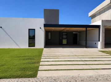 Casa · 135m² · 3 Dormitorios · Casa en Siete Soles - Casa 3 Dorm 3 Baños - Financiado - Diciembre 25