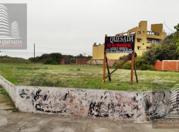 Terreno · 2400m² · Excelente Terreno en Costa Azul. Ideal Para Inversión Hotelera!