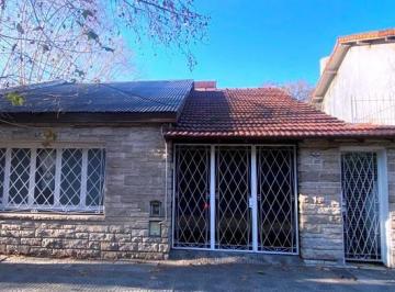 Casa de 6 ambientes, Lomas de Zamora · Nuevo Valor! Vta. Directa. Amplia Propiedad de 6 Ambientes - Temperley