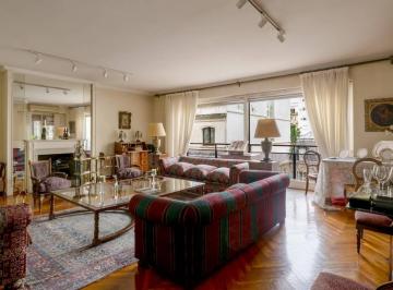Departamento · 282m² · 6 Ambientes · 1 Cochera · Montevideo y Quintana