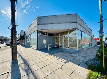 Local comercial · 357m² · 15 Cocheras · Local Comercial en Esquina 357 m² Cub. C/ Estacionamiento Propio 413 m² - Castelar