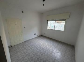 PH de 3 ambientes, Morón · P. H 3 Ambientes - a Reciclar - Patio - Lavadero Cubierto - Haedo Sur