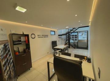 Oficina comercial · 43m² · 2 Ambientes · Oficina de Dos Pisos en Punta Iglesia