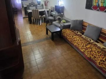 Departamento · 60m² · 3 Ambientes · Departamento en Venta - 2 Dorm. 1 Baño - Almirante Brown