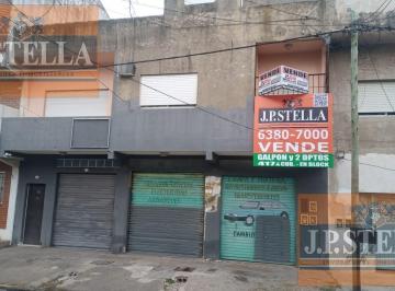 Bodega-Galpón · 417m² · 5 Ambientes · Edificio 3 Plantas - Pb Galpón - 1º Dpto 3 Amb - 2º Dpto 2 Amb - 417 m² Edificados - Casanova