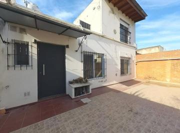 PH · 54m² · 3 Ambientes · Venta PH Tipo Casa 3 Ambientes Bella Vista S/expen