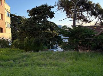 Terreno , Villa Gesell · Venta Excelente Lote de 480 m² Salida a 2 Calles a 50 m. de La Playa