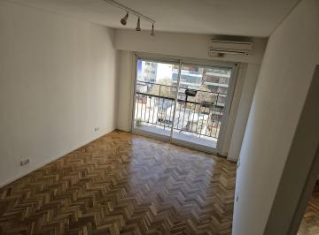 Departamento · 40m² · 2 Ambientes · Muy Buen Departamento de Dos Ambientes Apto Profesional a m de La Av Cabildo y El Subte.
