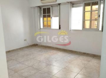 Oficina comercial · 30m² · 1 Ambiente · Alquiler de Oficina en Ramos Mejia Céntrica Apto Profesional