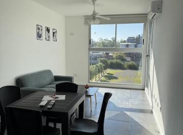 Departamento · 49m² · 2 Ambientes · 1 Cochera · Departamento en Alquiler Temporal 1 Dormitorio en Baigorria