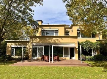 Casa · 500m² · 5 Ambientes · 8 Cocheras · Venta Casa en Carmel Cc! Imperdible! Oportunidad! Permuta