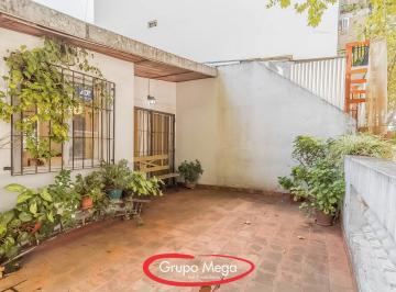 PH · 95m² · 4 Ambientes · Excelente PH 3 Amb con Dep Al Frente con Patio Terraza y Quincho