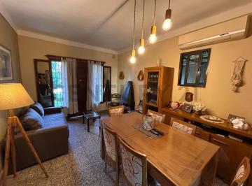 Casa · 175m² · 5 Ambientes · 1 Cochera · Venta Casa en Bloque 5 Ambientes Villa Sarmiento Moron