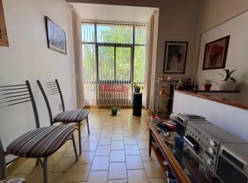 PH · 73m² · 3 Ambientes · 1 Cochera · PH Tipo Casa en Alquiler con Cochera
