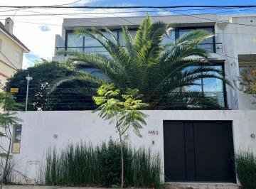 Casa · 265m² · 2 Dormitorios · Casa en Martinez