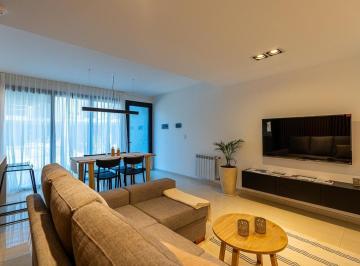 Imagen 1 - Triplex de 2/3 dormitorios con patio exclusivo y amenities en Wilde, entrega en febrero de 2026. Coc - · Triplex de 2/3 Dorm. con Patio Exclusivo y Amenities en Wilde, Entrega en Febrero de 2026. Coc