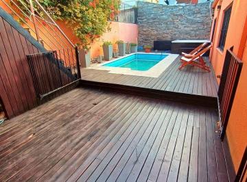 PH · 126m² · 4 Ambientes · Venta PH 4 Amb Pileta y Quincho Parque Avellaneda