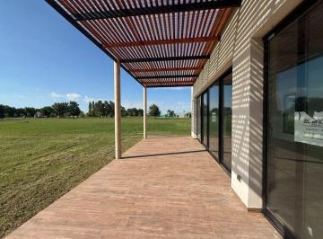 Casa · 110m² · 4 Ambientes · 2 Cocheras · Casa en Venta Lobos 3 Dorm. La Federala