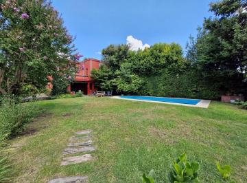 Casa · 260m² · 6 Ambientes · Casa en Venta en Don Torcuato, Tigre, G. B. a. Zona Norte