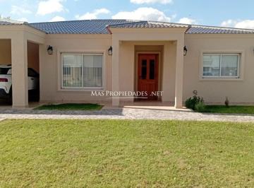 Casa · 210m² · 5 Ambientes · 2 Cocheras · Casa en Venta 4 Dorm. en El Rebenque