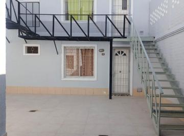 Departamento 90m² Alquiler  · Departamento Planta Alta.