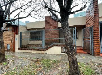 Casa de 4 ambientes, Hurlingham · Casa en Alquiler de 4 Ambientes