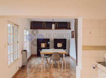 Casa de 5 ambientes, Neuquén · Venta - Casa Centro Neuquén / 2 Dorm. con Dpto 1 Dormitorio