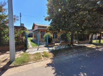Casa · 180m² · 4 Ambientes · 4 Cocheras · Casa 2 Dorm. y Departamento Independiente Rio Seco