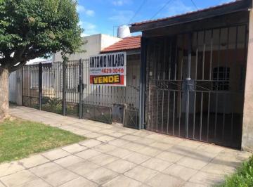 Casa de 4 ambientes, La Matanza · Casa y Departamento