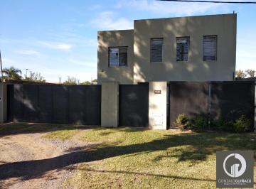 Casa · 119m² · 5 Ambientes · 2 Cocheras · Casa a La Venta - 3 Dorm. - Las Torcazas - Fisherton