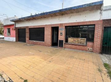 Casa · 226m² · 3 Ambientes · Casa + Local Comercial