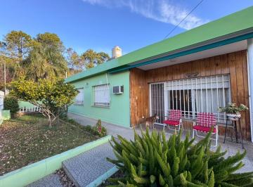 Casa de 9 ambientes, Villa Carlos Paz · B&s Group / Venta de Casa + Departamento / Barrio La Cuesta