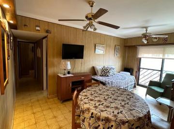 Departamento de 1 ambiente, Miramar · Departamento 2 Ambientes Ubicado en Calle 23 Entre 22 y 24 en Venta