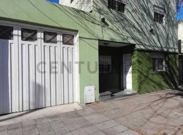 Casa · 110m² · 4 Ambientes · 3 Cocheras · Oportunidad Casa en Venta 63 Entre 28 y 29