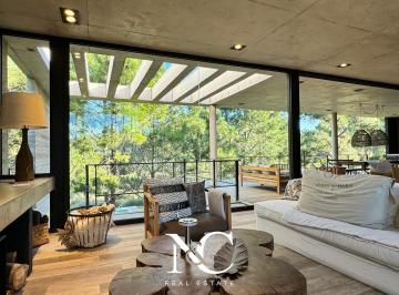 Casa · 220m² · 6 Ambientes · 2 Cocheras · Casa en Venta en Costa Esmeralda, Marítimo