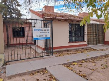 Casa · 3 Dormitorios · 1 Cochera · Casa en Carrodilla La Puntilla