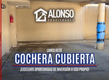Garage · 10m² · Cochera Cubierta en Venta – Resistencia 593, Lanús Oeste