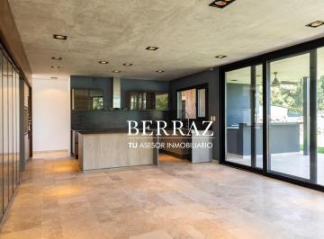 Casa · 367m² · 7 Ambientes · 2 Cocheras · Casa Venta 4 Dorm. Lagoon Lote de 583 m² Pilar