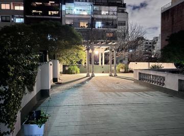 Local comercial · 300m² · 9 Ambientes · Oficina Casona en Caballito a m de Plaza Irlanda