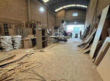 Local comercial · 351m² · Galpon en Alquiler en Zona Industrial