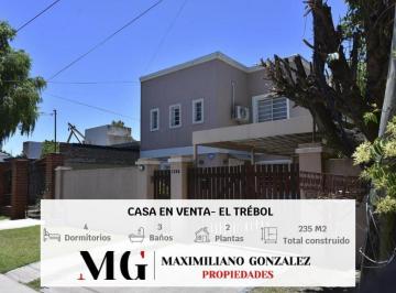 Casa · 200m² · 5 Ambientes · 2 Cocheras · Casa en Venta, 5 Ambientes - El Trébol