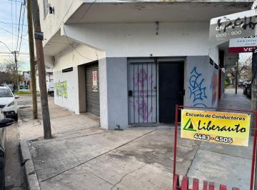 Local comercial · 42m² · Local en Alquiler Apto Cochera o Deposito Castelar Norte