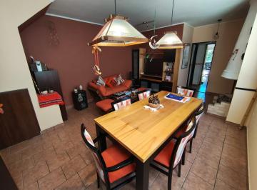 PH · 99m² · 4 Ambientes · Venta - PH - 4 Ambientes - Balcon - Terraza - Quincho - Sin Expensas - Permuta - Apto Credito