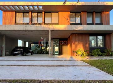 Casa · 412m² · 6 Ambientes · 2 Cocheras · Venta Casa 6 Amb, Terravista, Gral Rodríguez