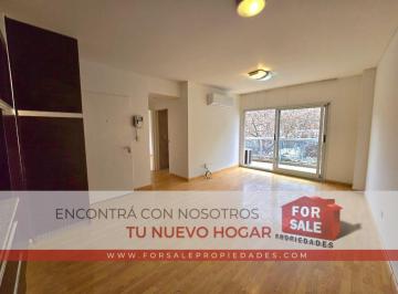 Departamento de 2 ambientes, Palermo · Excelente Semipiso de 2 Ambientes Al Frente con Balcón