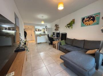Departamento · 39m² · 2 Ambientes · 1 Cochera · Venta de Departamento 2 Amb con Balcon y Cochera Amplio y Luminoso. Perfecta Zona Impecable!