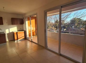 Departamento · 70m² · 4 Ambientes · 1 Cochera · Departamento Tres Ambientes con Cochera Venta Monte Grande