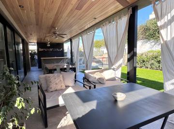 Casa de 5 ambientes, Las Heras · Casa en Venta Barrio Dalvian, Las Heras