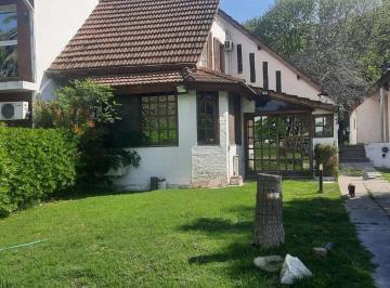 Casa · 95m² · 4 Ambientes · 2 Cocheras · Casa en Monte Grande Club Csis